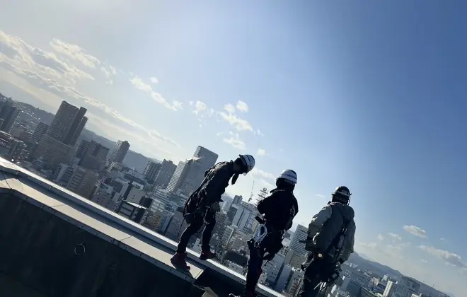 Point 2<br>同世代の仲間が支えるから、未経験でも安心！